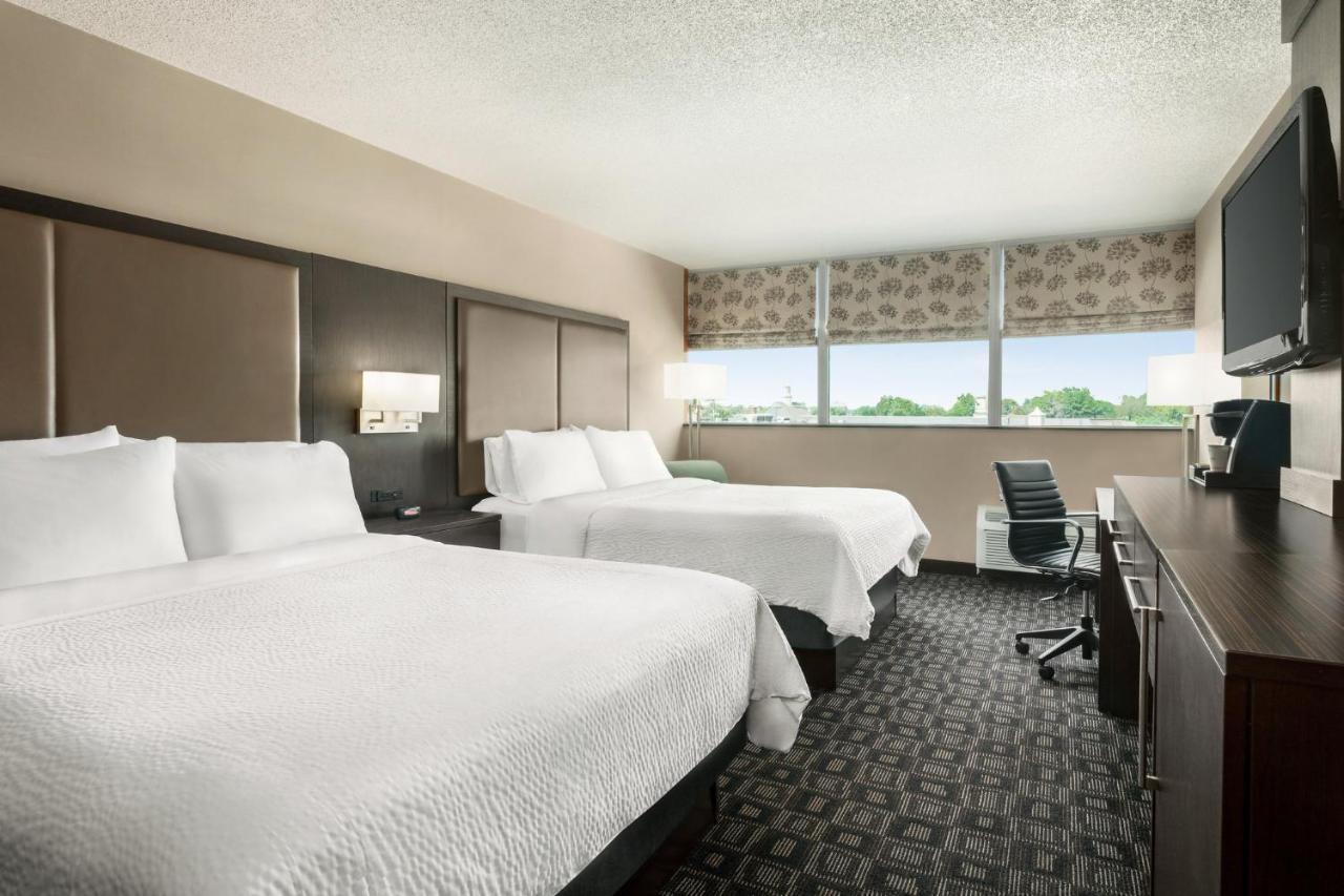 Holiday Inn Louisville East - Hurstbourne By Ihg Exteriör bild