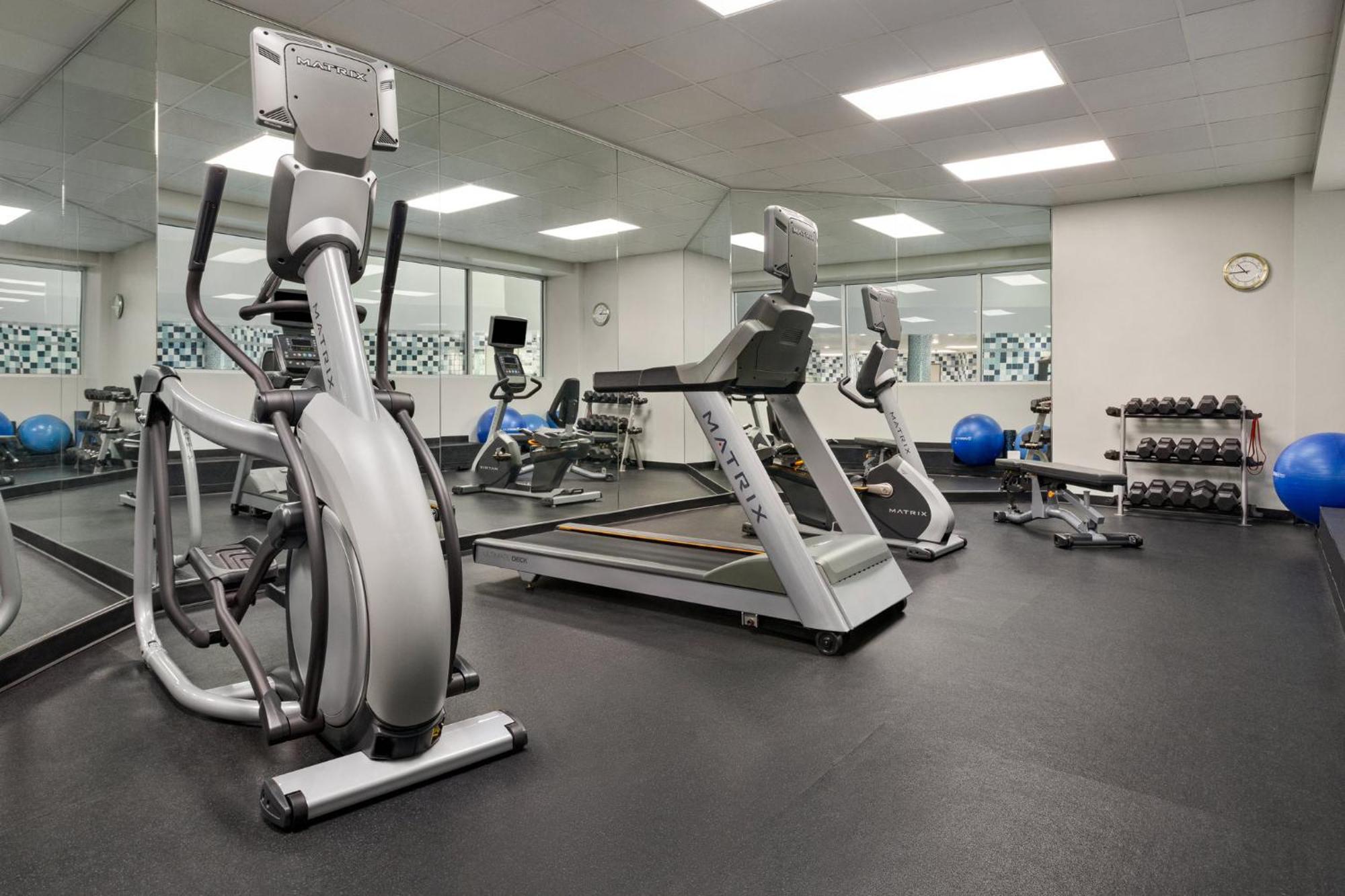 Holiday Inn Louisville East - Hurstbourne By Ihg Exteriör bild