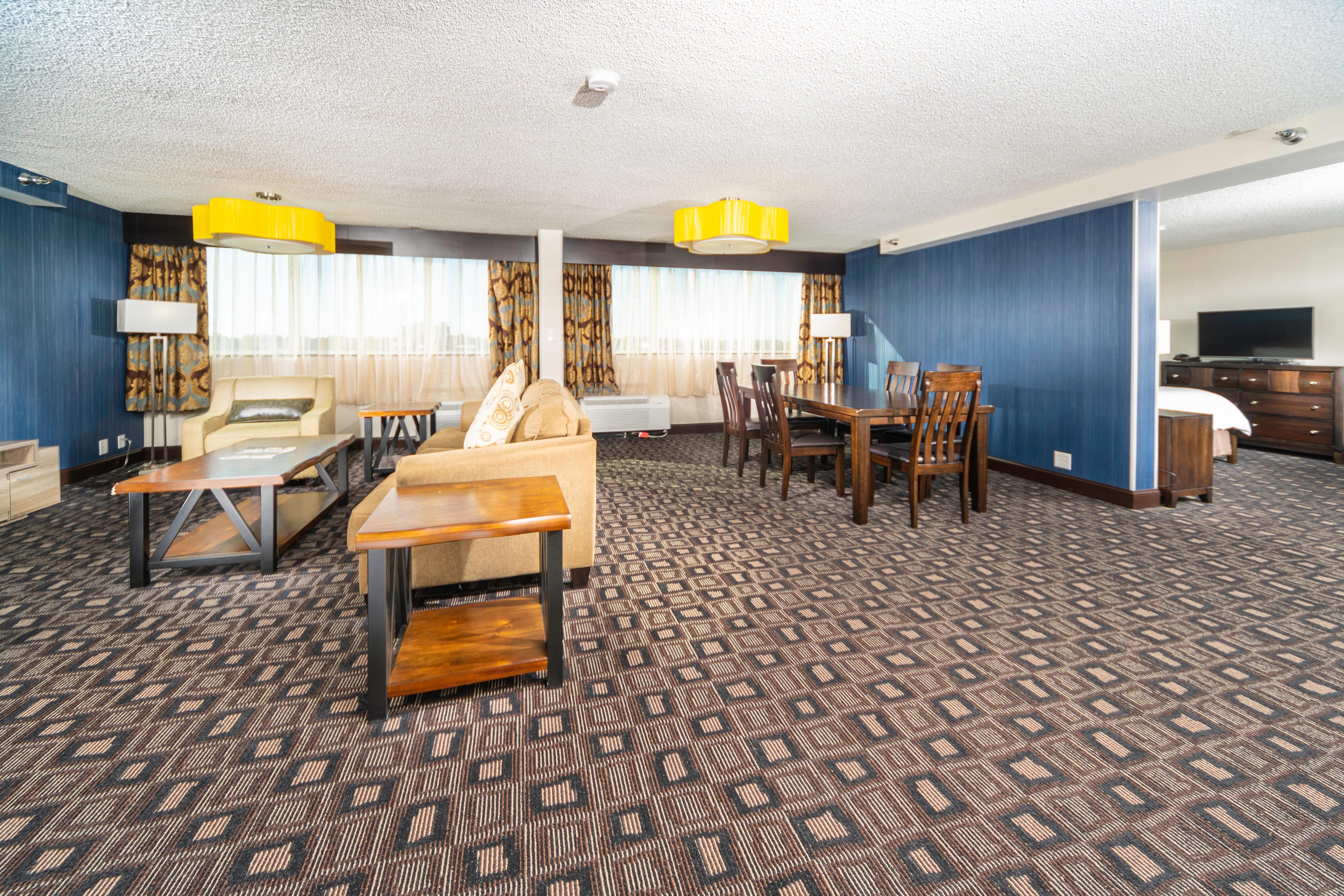 Holiday Inn Louisville East - Hurstbourne By Ihg Exteriör bild