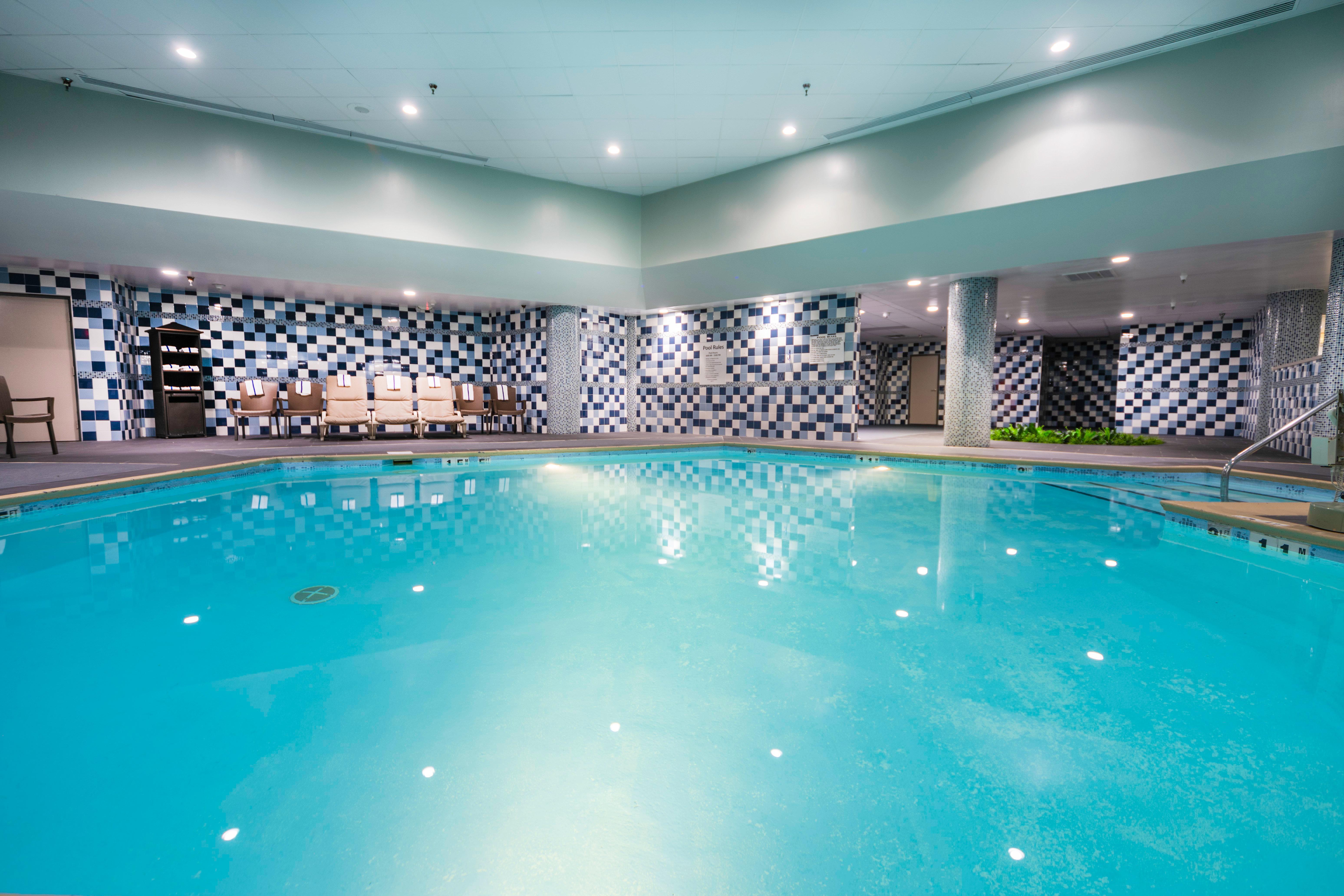 Holiday Inn Louisville East - Hurstbourne By Ihg Exteriör bild